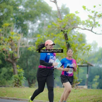 Runner Photo 8120543