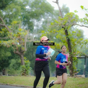 Runner Photo 8120548