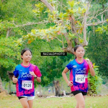 Runner Photo 8120558