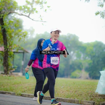 Runner Photo 8120579