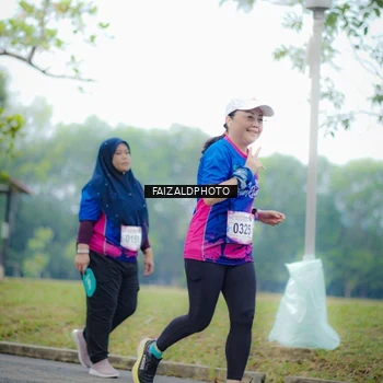 Runner Photo 8120580