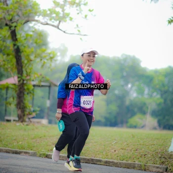 Runner Photo 8120583