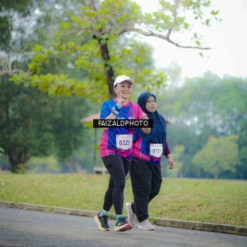Runner Photo 8120591