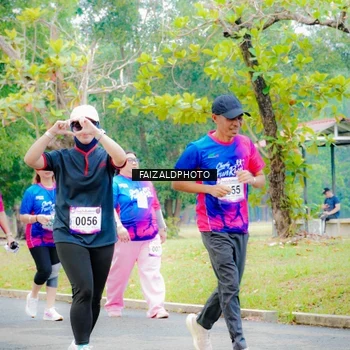 Runner Photo 8120599