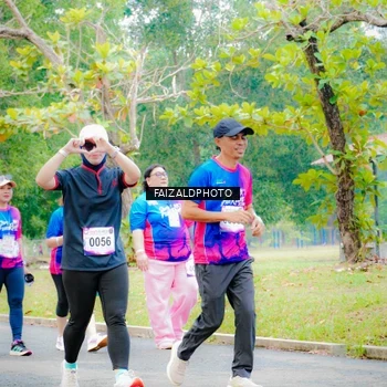 Runner Photo 8120605