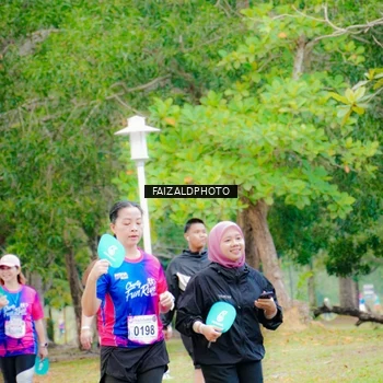 Runner Photo 8120609