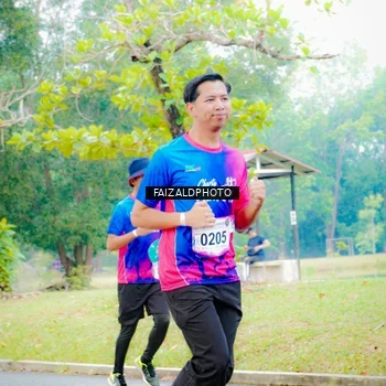 Runner Photo 8120618
