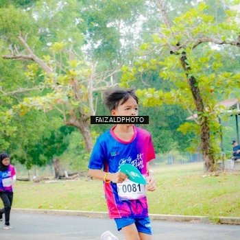 Runner Photo 8120620
