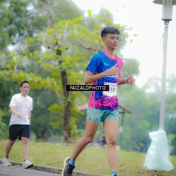 Runner Photo 8120627