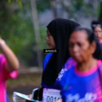 Runner Photo 8120672