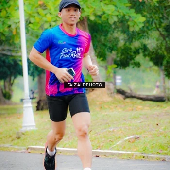Runner Photo 8120695
