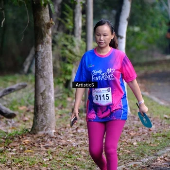 Runner Photo 8120696