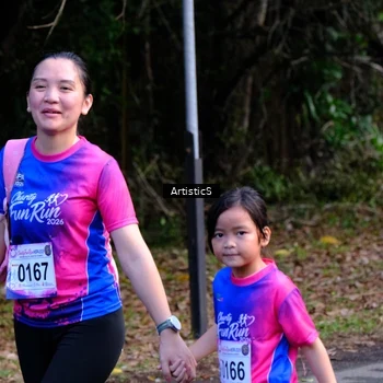 Runner Photo 8120803