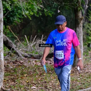 Runner Photo 8120813