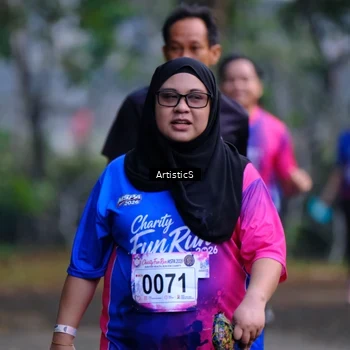 Runner Photo 8120850