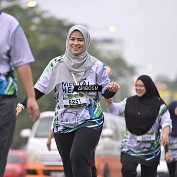 Runner Photo 8120859