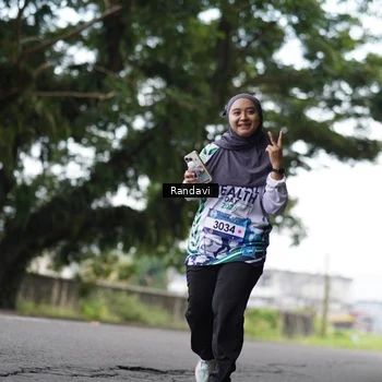 Runner Photo 8120864