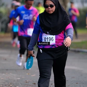 Runner Photo 8120891