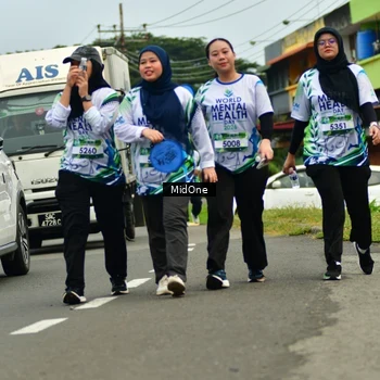 Runner Photo 8120900