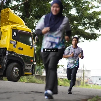 Runner Photo 8120907