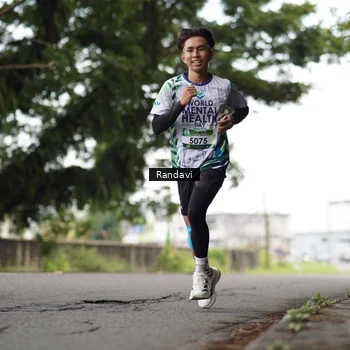 Runner Photo 8120929