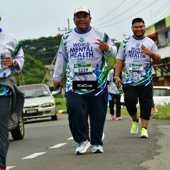 Runner Photo 8120975
