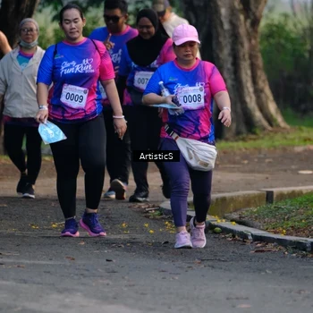 Runner Photo 8120986