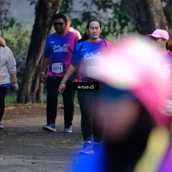 Runner Photo 8121005