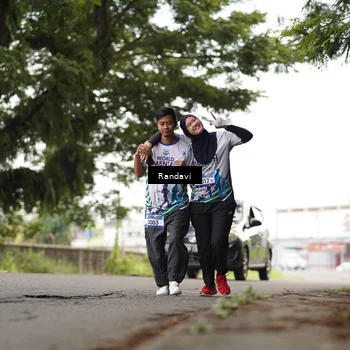 Runner Photo 8121024