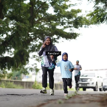 Runner Photo 8121066
