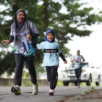 Runner Photo 8121091