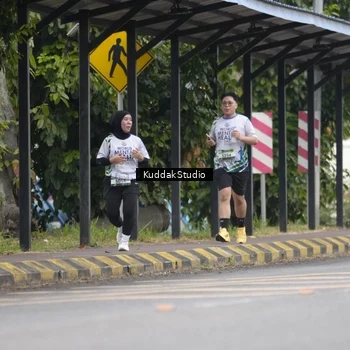 Runner Photo 8121109