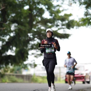 Runner Photo 8121170