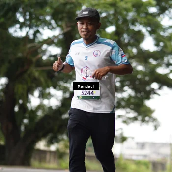 Runner Photo 8121202