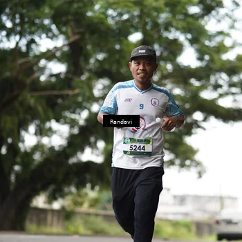Runner Photo 8121204