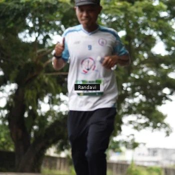 Runner Photo 8121218