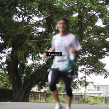 Runner Photo 8121234
