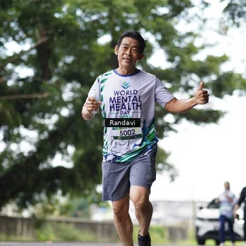 Runner Photo 8121273