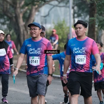 Runner Photo 8121280
