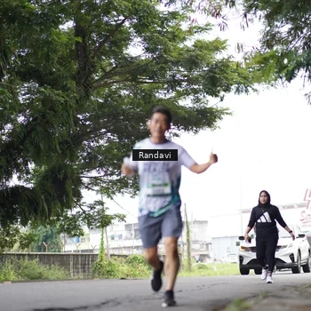 Runner Photo 8121282