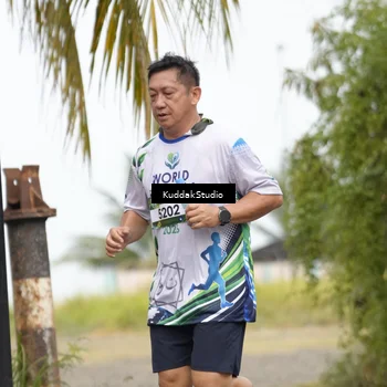 Runner Photo 8121306