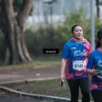 Runner Photo 8121316