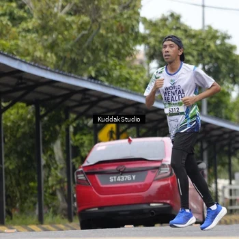 Runner Photo 8121353