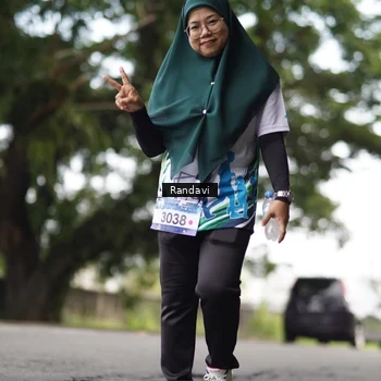 Runner Photo 8121364