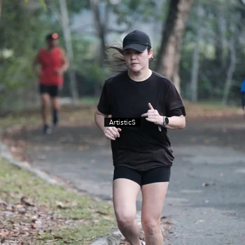 Runner Photo 8121387