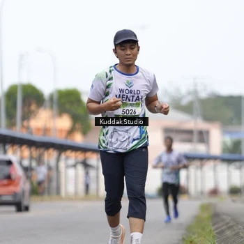 Runner Photo 8121398