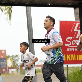 Runner Photo 8121438