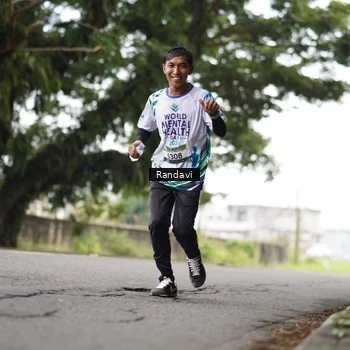 Runner Photo 8121478