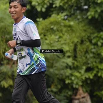 Runner Photo 8121491
