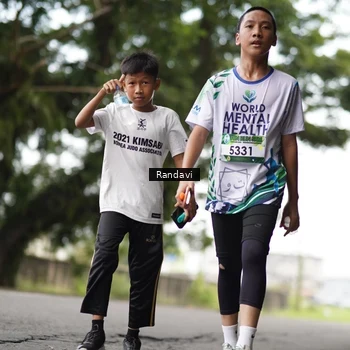 Runner Photo 8121495